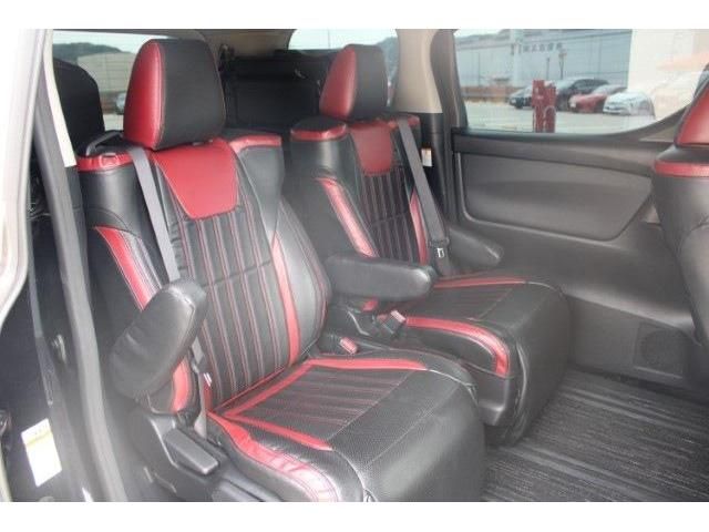 TOYOTA VELLFIRE 2016