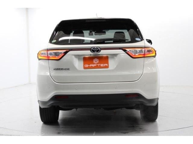 TOYOTA HARRIER 2WD 2019