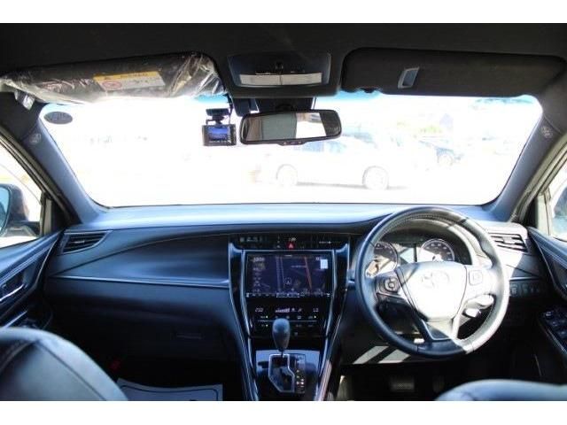 TOYOTA HARRIER 2WD 2019