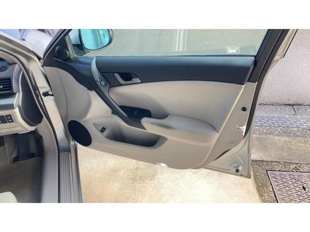 HONDA ACCORD TOURER 2009