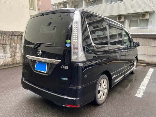 NISSAN SERENA  S-HYBRID 2013