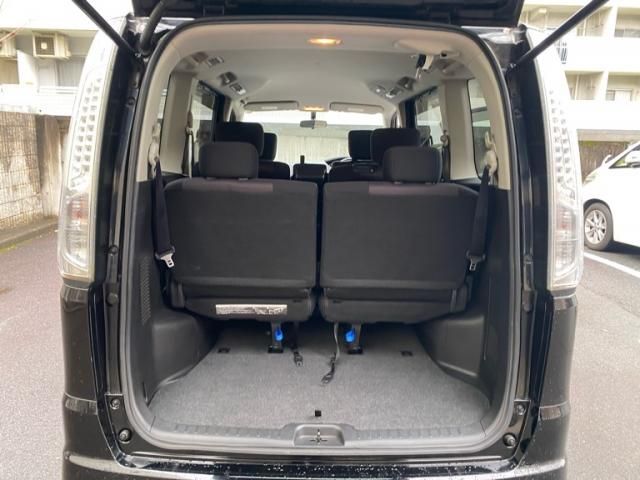 NISSAN SERENA  S-HYBRID 2013