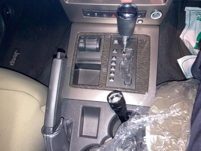 JEEP JEEP CHEROKEE 2011