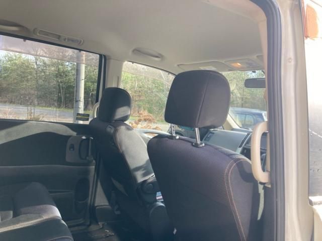 NISSAN SERENA  WG 4WD 2008