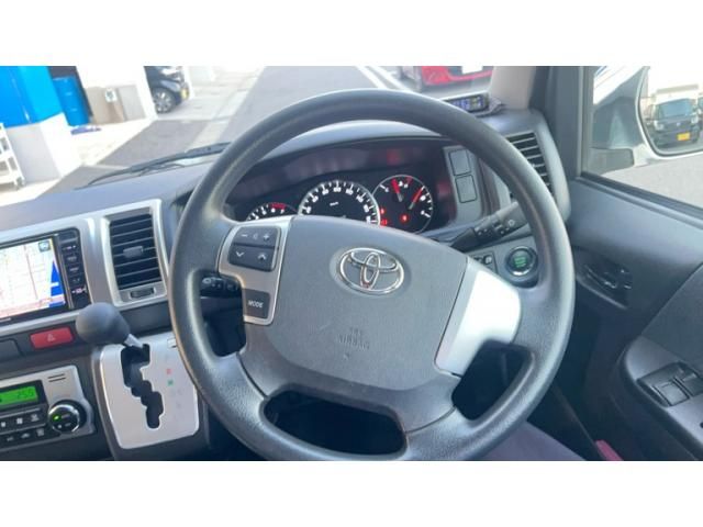 TOYOTA HIACE van 2WD 2014