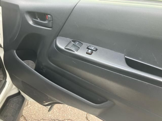 TOYOTA HIACE van 4WD 2012