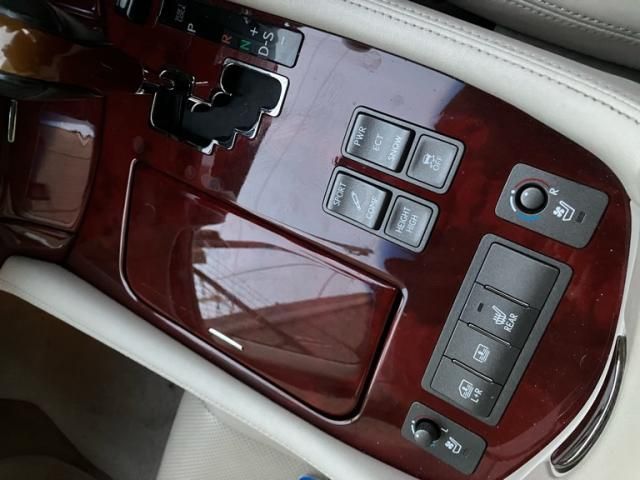 TOYOTA LEXUS LS460 2011