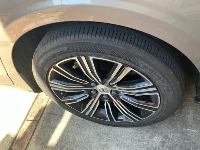 VOLVO VOLVO V60 2021