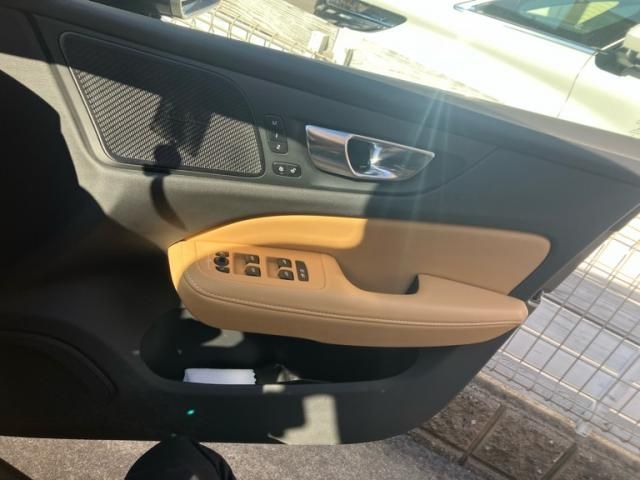 VOLVO VOLVO V60 2021