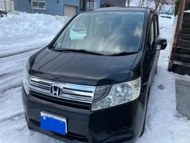HONDA STEPWAGON 4WD 2010