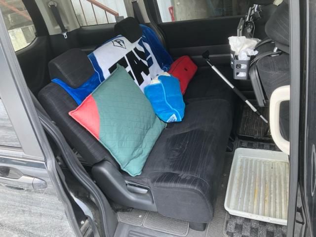 HONDA STEPWAGON 4WD 2010