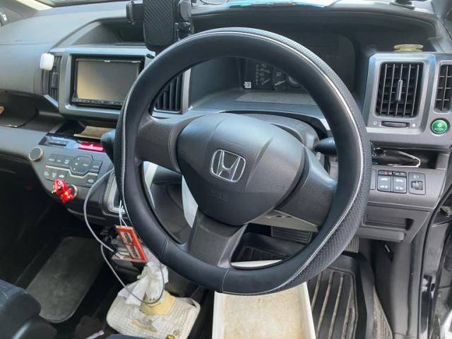 HONDA STEPWAGON 4WD 2010