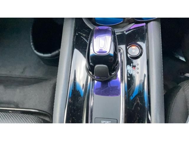 HONDA VEZEL HYBRID 4WD 2014