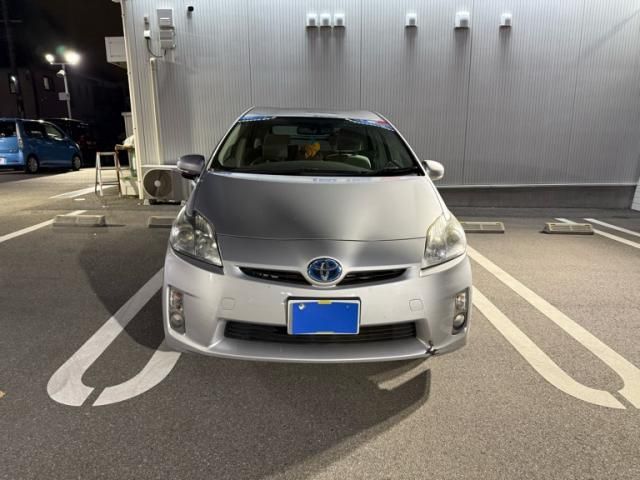 TOYOTA PRIUS 2010