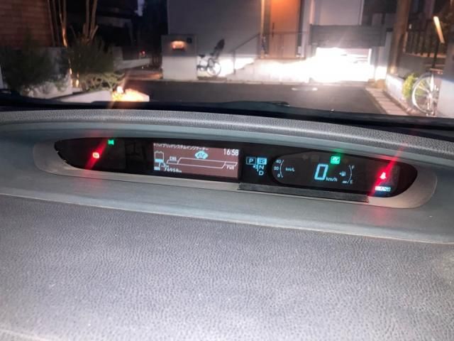 TOYOTA PRIUS PHV 2014