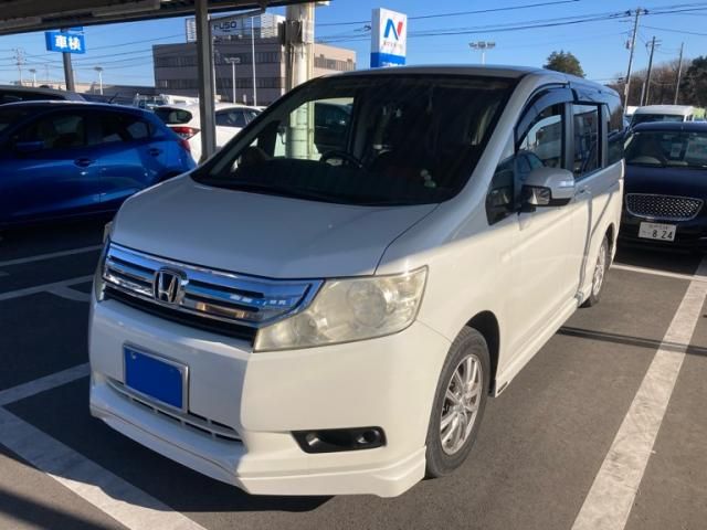HONDA STEPWAGON 2010