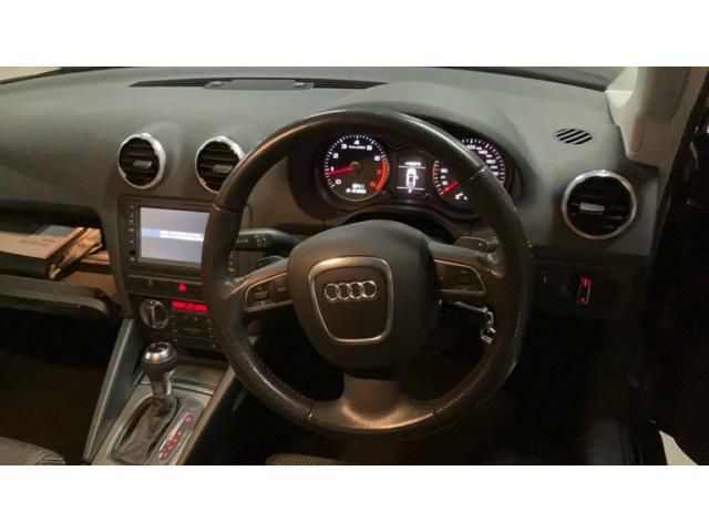 AUDI AUDI A3 SPORTBACK 2011