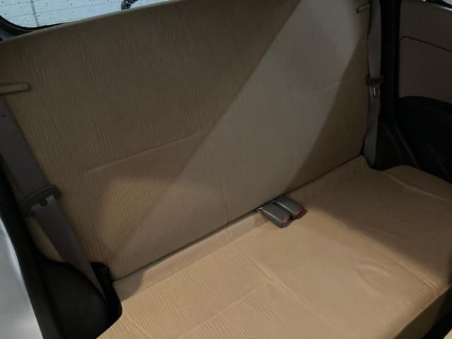 DAIHATSU MIRA 4WD 2011