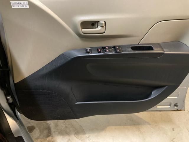 DAIHATSU MIRA 4WD 2011