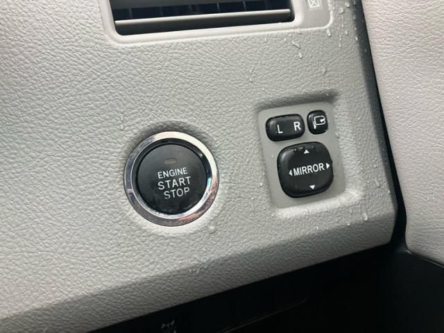 TOYOTA MARK X ZIO 4WD 2008