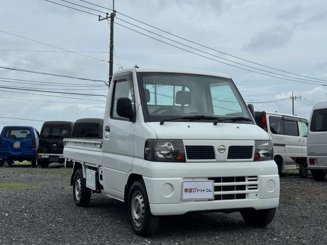 NISSAN NT100 CLIPPER 2011