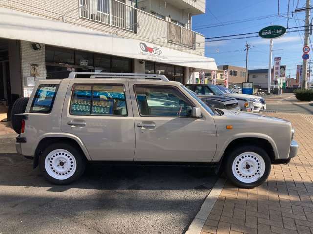 NISSAN RASHEEN 1998