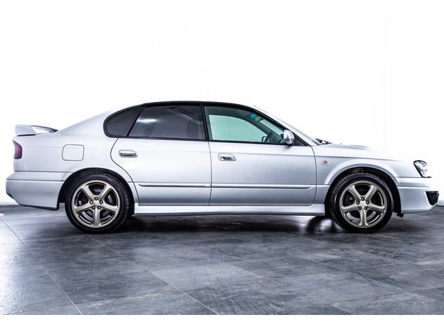 SUBARU LEGACY B4 2003