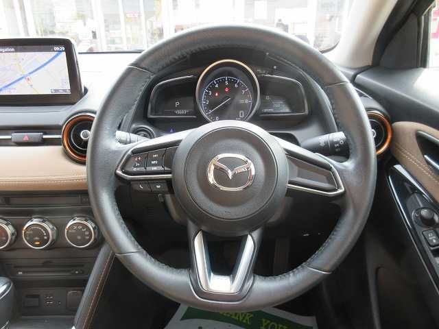 MAZDA DEMIO 2017