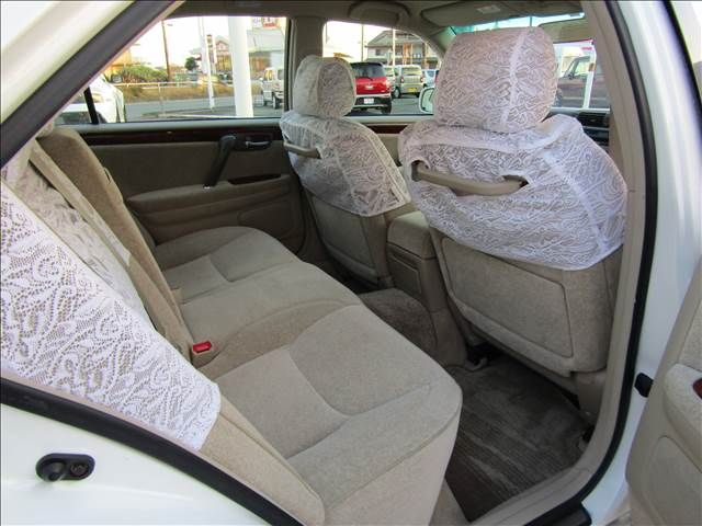 TOYOTA CROWN sedan 2002