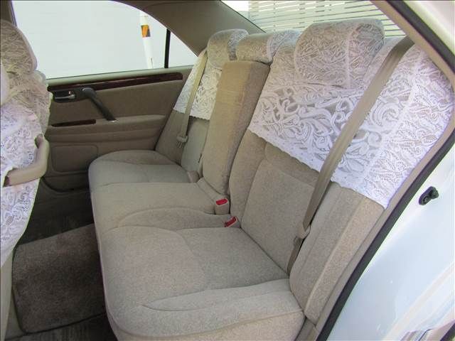 TOYOTA CROWN sedan 2002