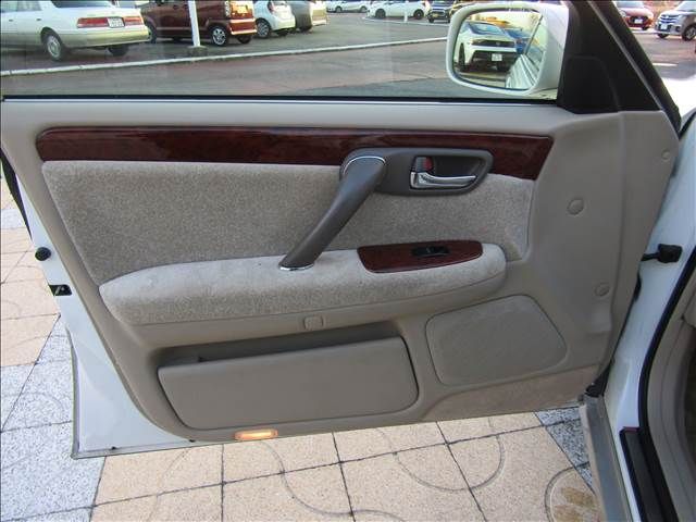 TOYOTA CROWN sedan 2002