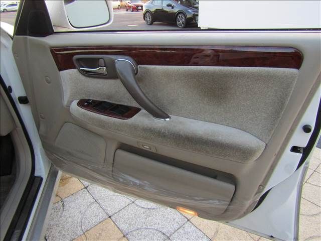TOYOTA CROWN sedan 2002