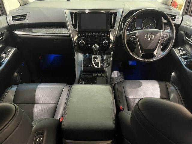 TOYOTA VELLFIRE  HYBRID 4WD 2018