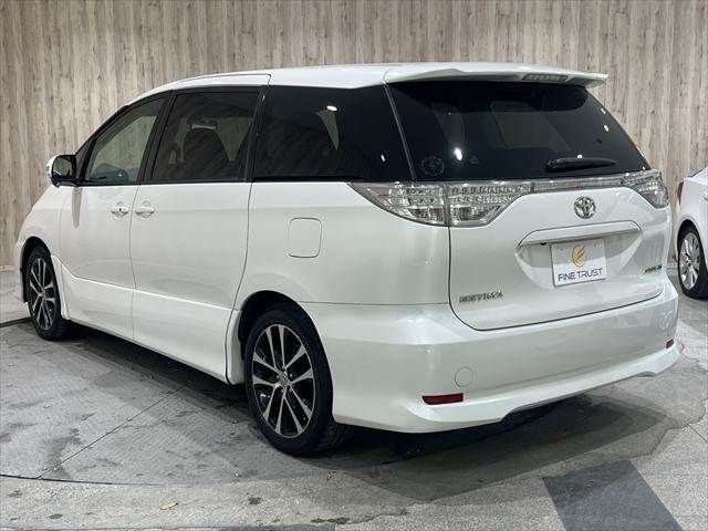 TOYOTA ESTIMA 2012