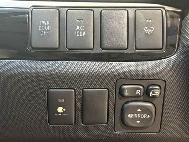 TOYOTA ESTIMA HYBRID 4WD 2013