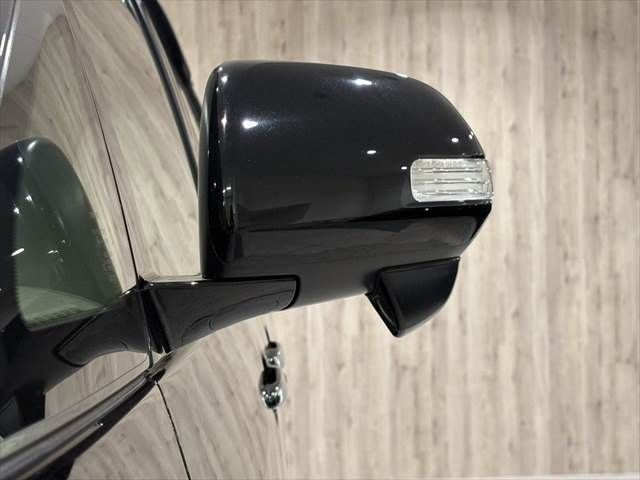 TOYOTA ESTIMA HYBRID 4WD 2013