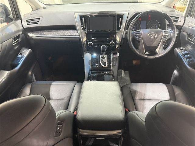 TOYOTA ALPHARD hybrid 4WD 2019