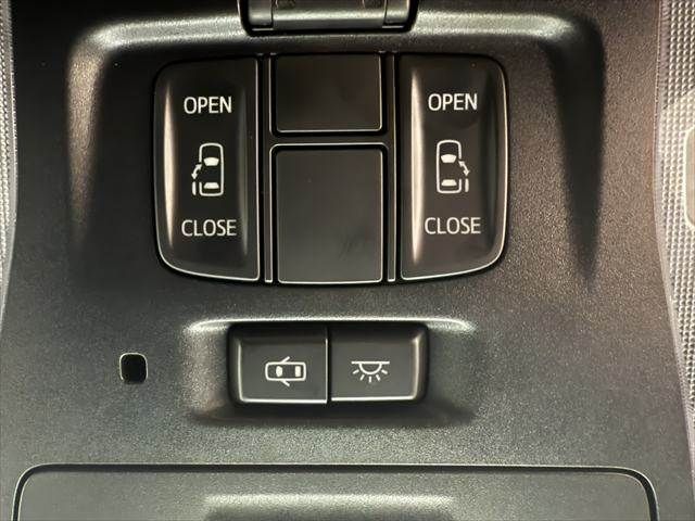 TOYOTA ALPHARD hybrid 4WD 2019