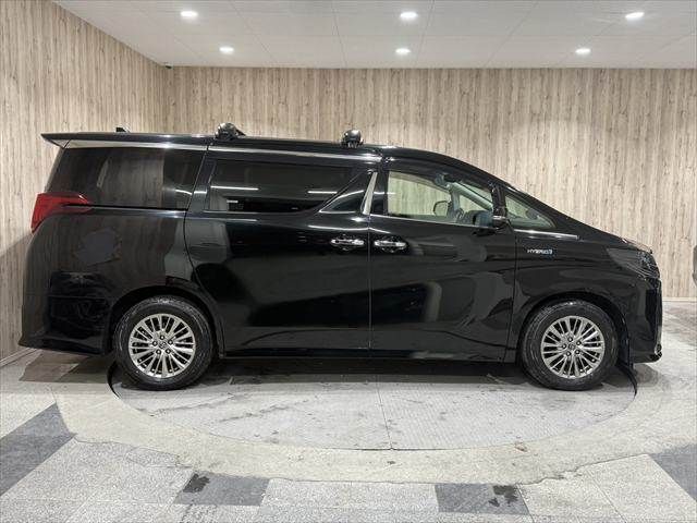 TOYOTA ALPHARD hybrid 4WD 2019
