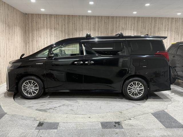 TOYOTA ALPHARD hybrid 4WD 2019