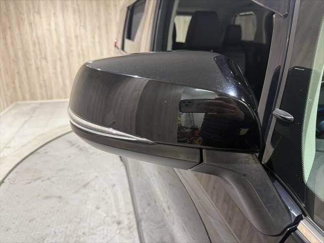 TOYOTA ALPHARD hybrid 4WD 2019