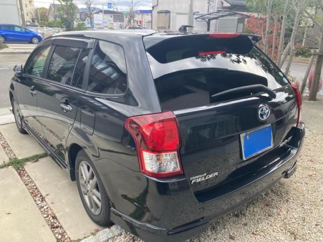 TOYOTA COROLLA FIELDER HYBRID 2015