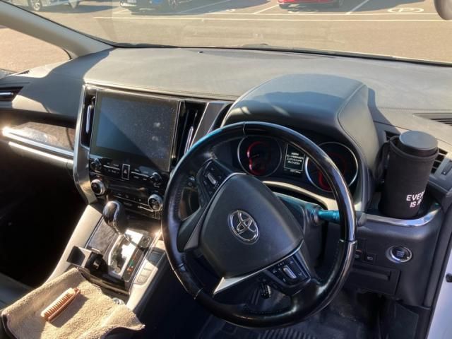 TOYOTA ALPHARD 2021
