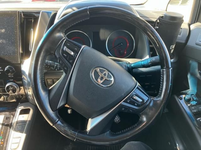 TOYOTA ALPHARD 2021