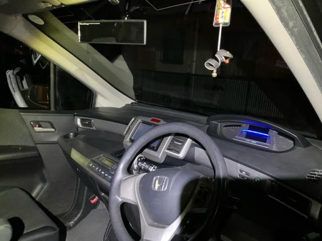 HONDA FREED HYBRID 2012
