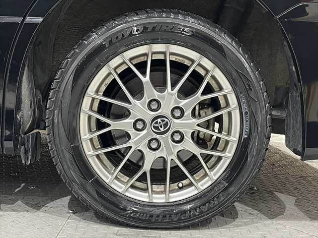 TOYOTA VOXY HYBRID 2017