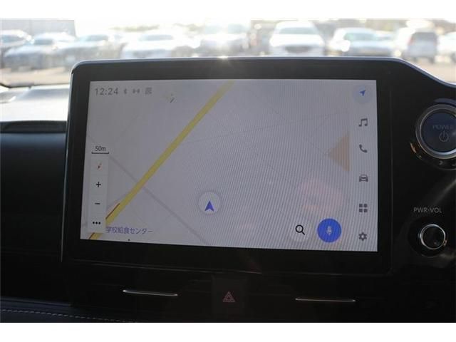 TOYOTA NOAH HYBRID 2022