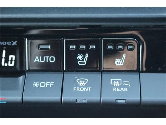 TOYOTA CROWN ESTATE 4WD 2025