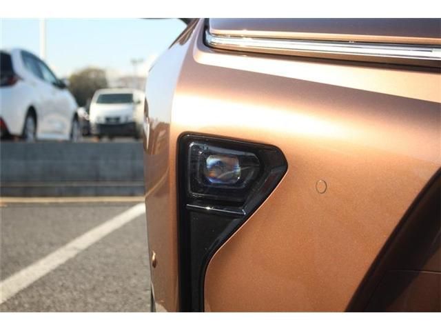 TOYOTA CROWN ESTATE 4WD 2025