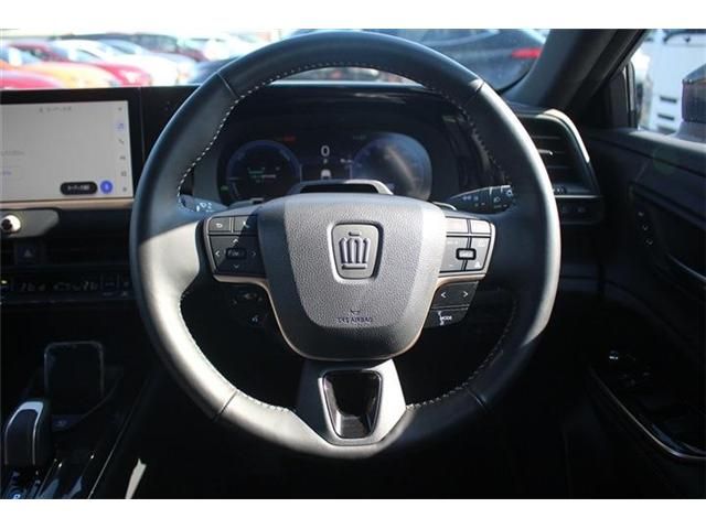 TOYOTA CROWN ESTATE 4WD 2025